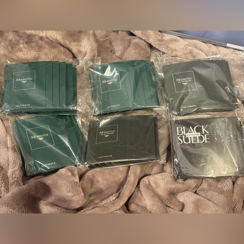Avon Men’s Cologne Sample Lot – Mesmerize & Black Suede